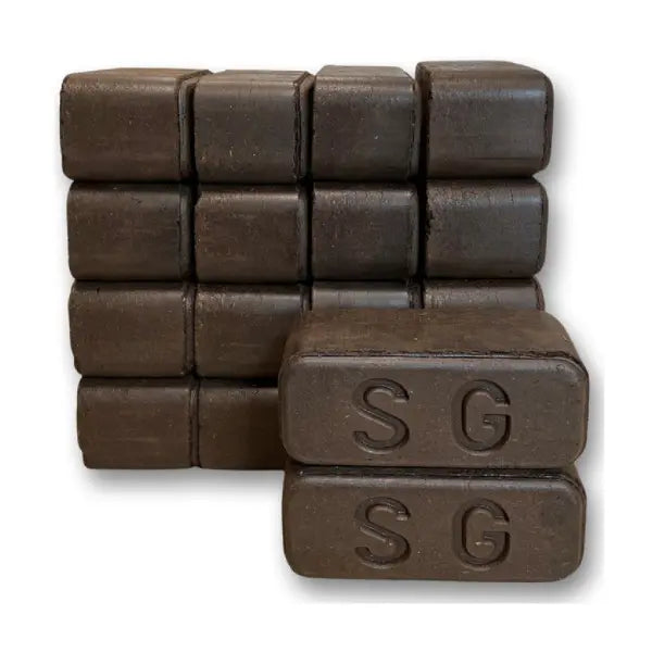 Premium Torfbriketts – 960 kg Palette, naturbelassen, für Kamine und Öfen